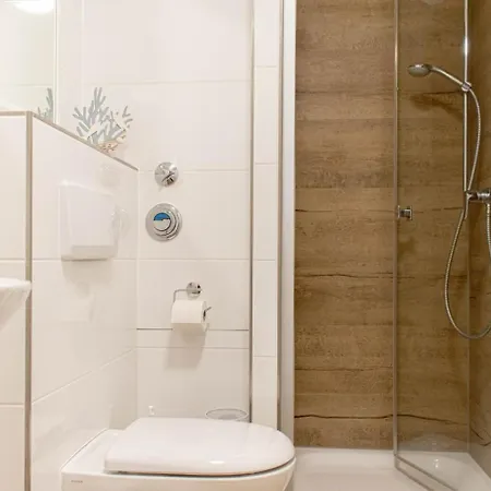 Seebruecke 08 아파트 샬베우츠